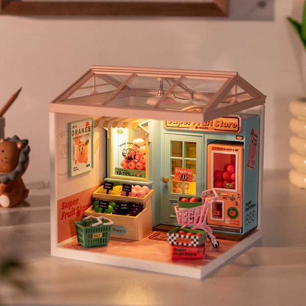 Rolife Plastic Miniature House - Super Fruit Store DW003